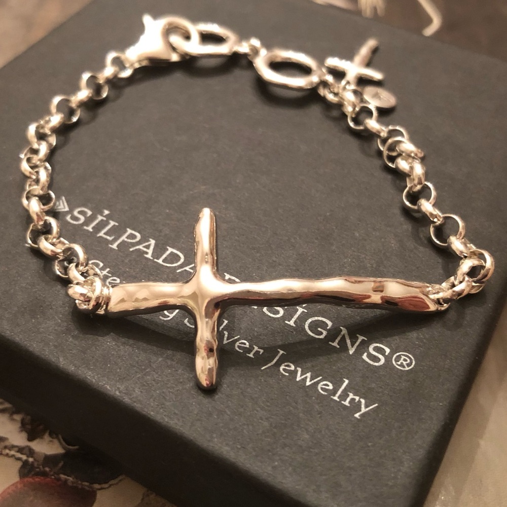Silpada Hammered Sterling Silver In Good Faith Cross Bracelet B2896